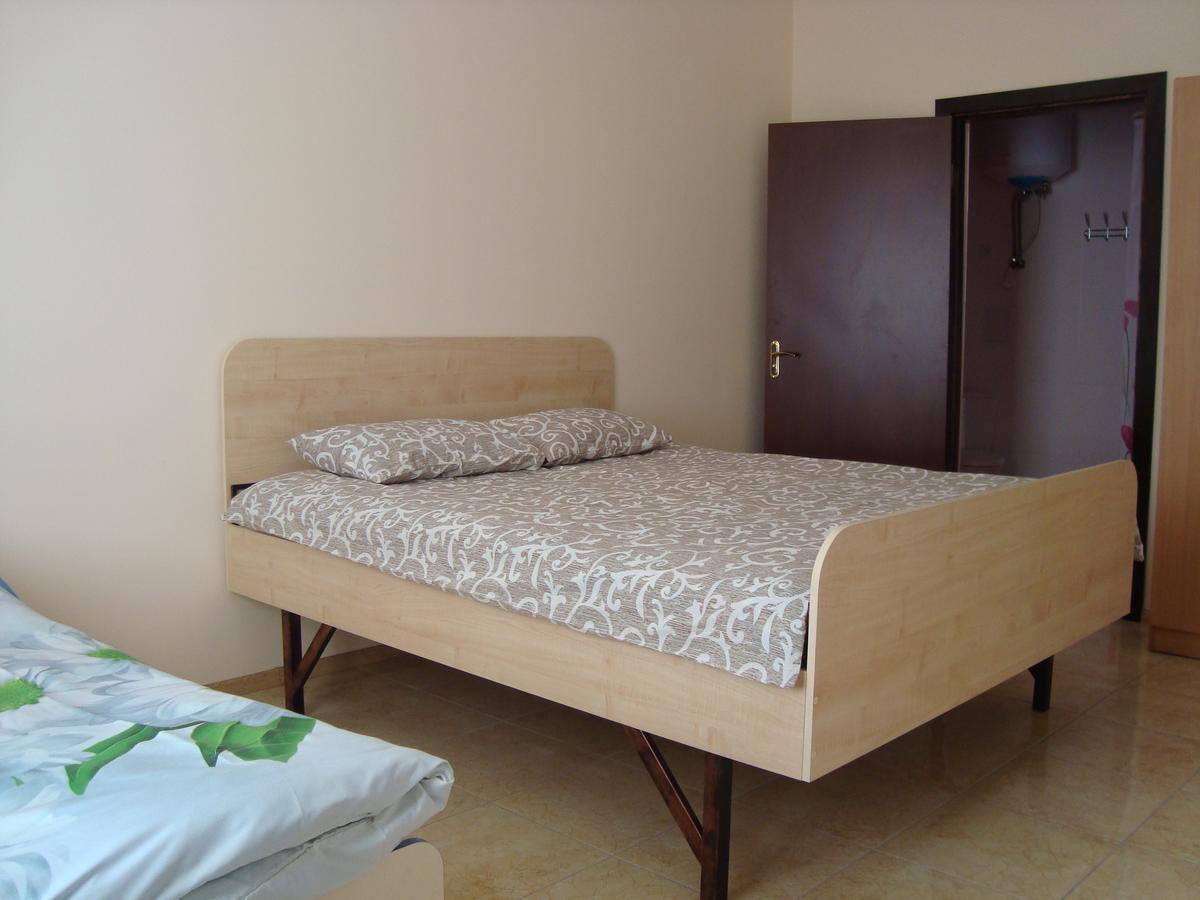 Hostel Sofia Zjytomyr Exteriör bild