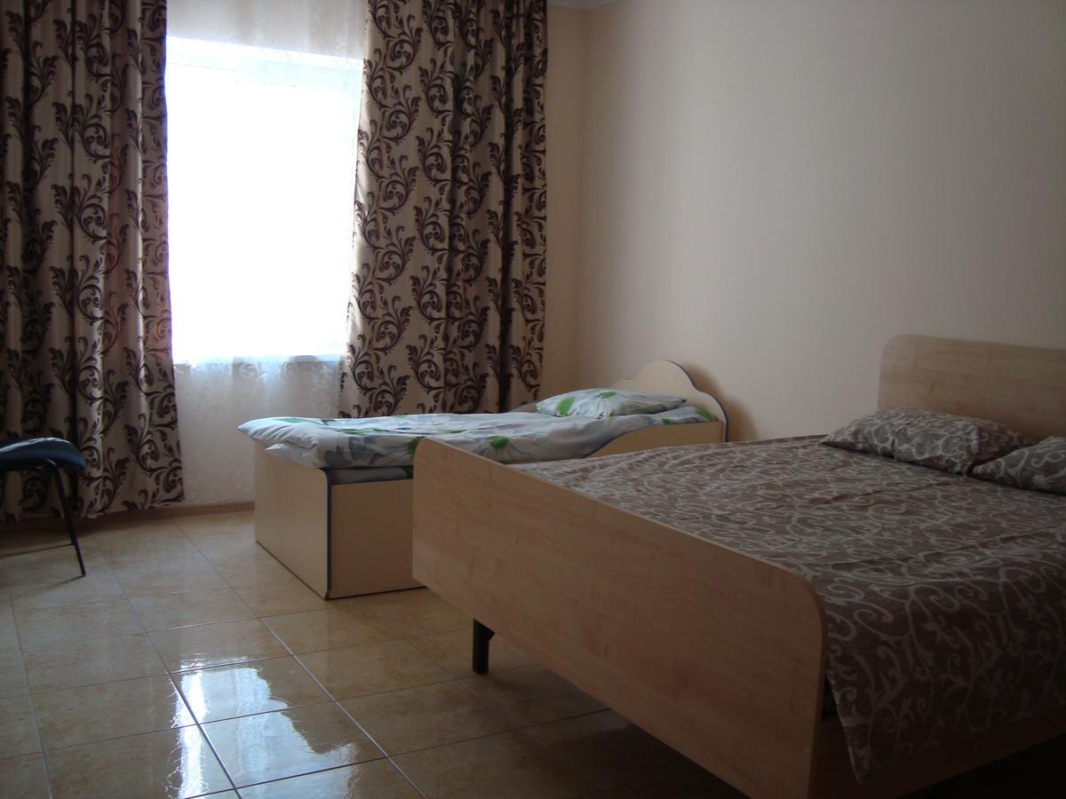 Hostel Sofia Zjytomyr Exteriör bild